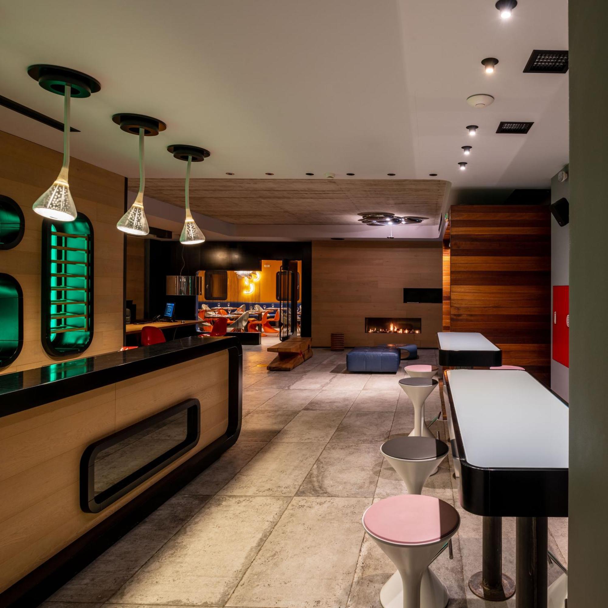 Essence Hotel Ioannina Bagian luar foto