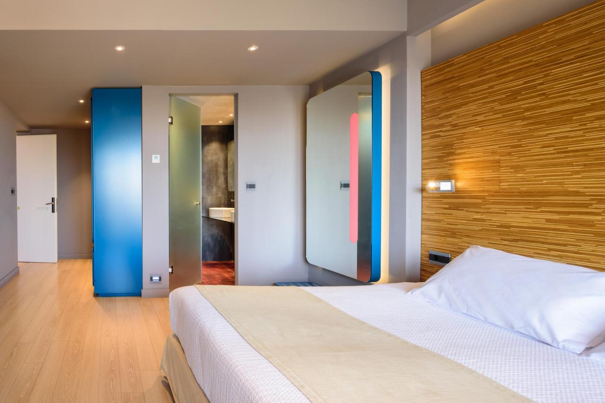Essence Hotel Ioannina Bagian luar foto
