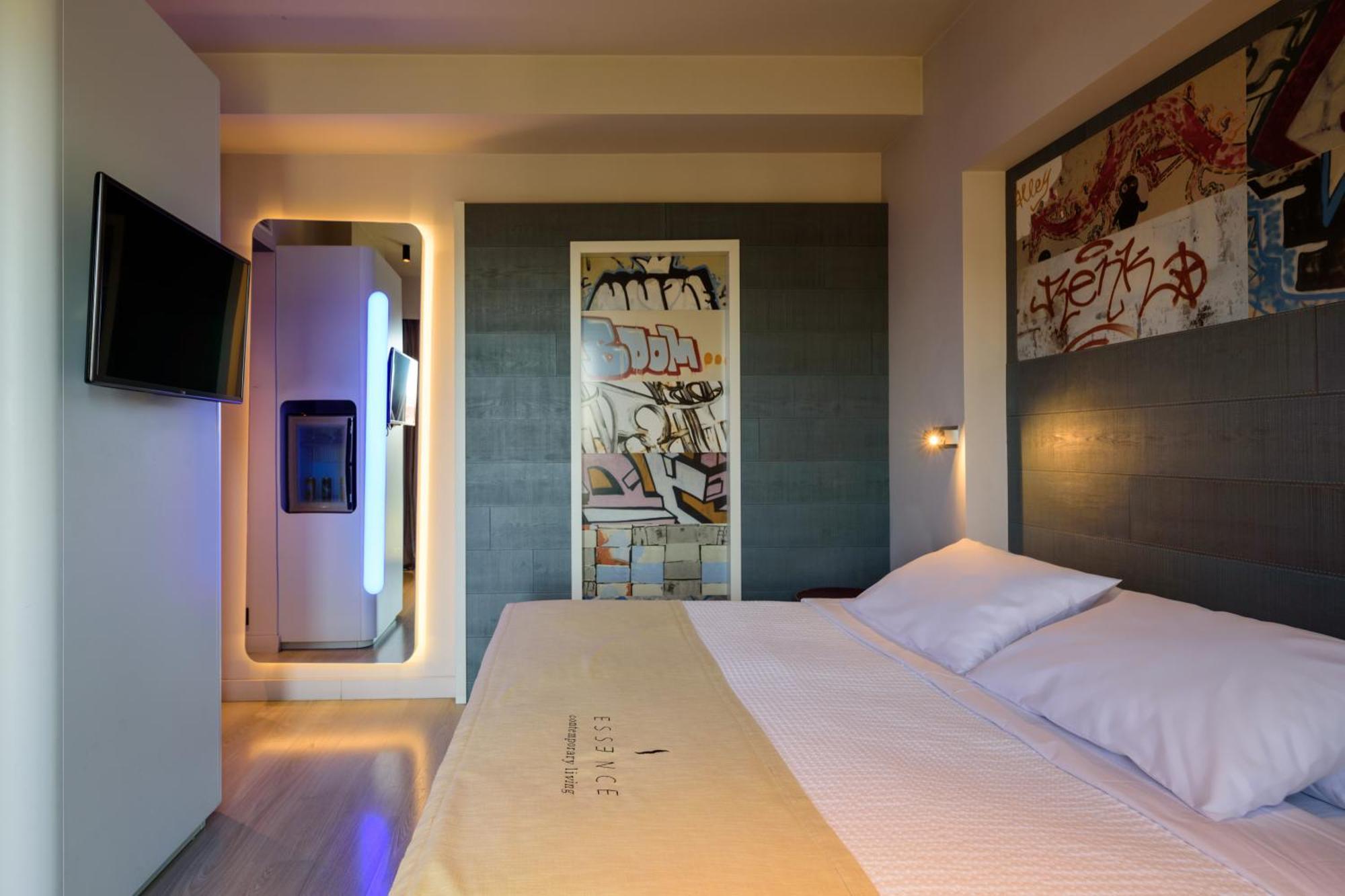 Essence Hotel Ioannina Bagian luar foto