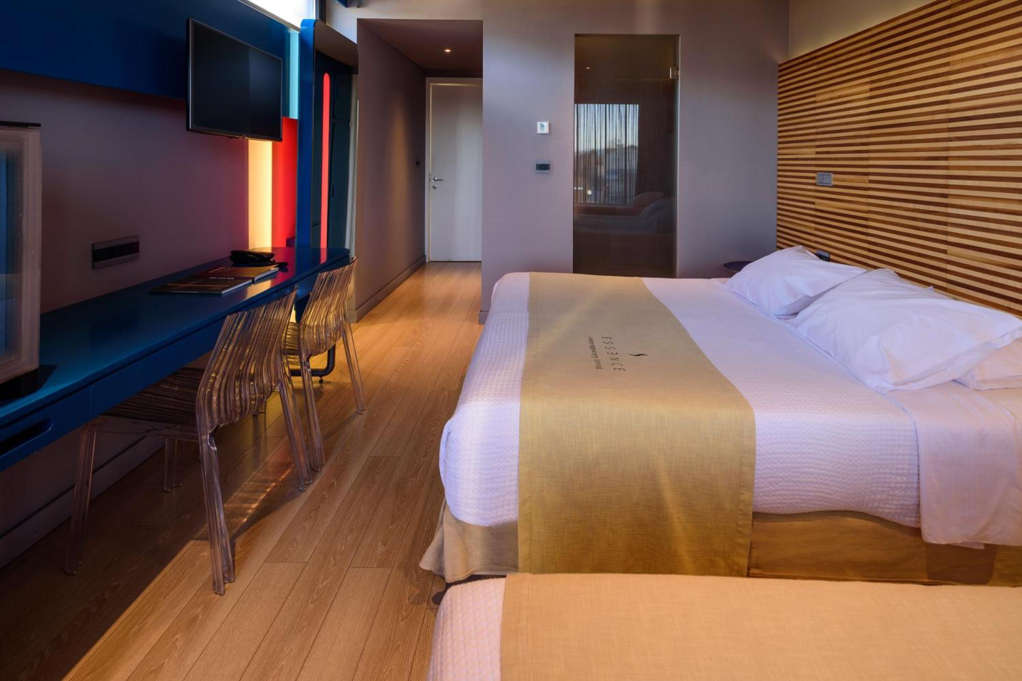 Essence Hotel Ioannina Bagian luar foto